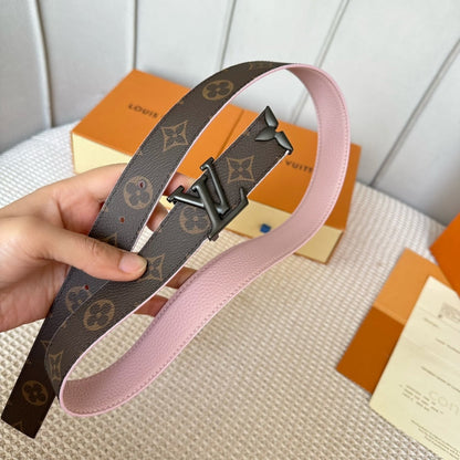 PRETTY LV 30MM REVERSIBLE BELT IN LIGHT PINK CALFSKIN BLACK HARDWARE