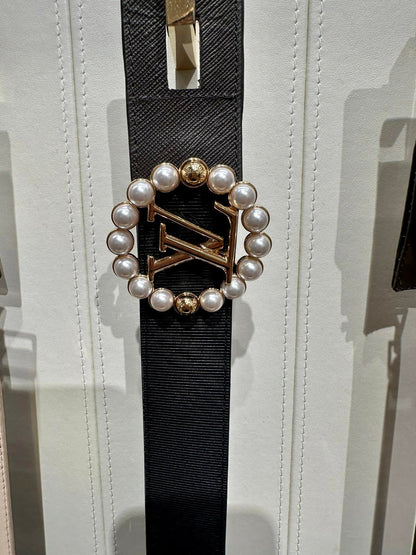 LV CIRCLE PEARL 35MM REVERSIBLE BELT IN BLACK CALFSKIN GOLD HARDWARE