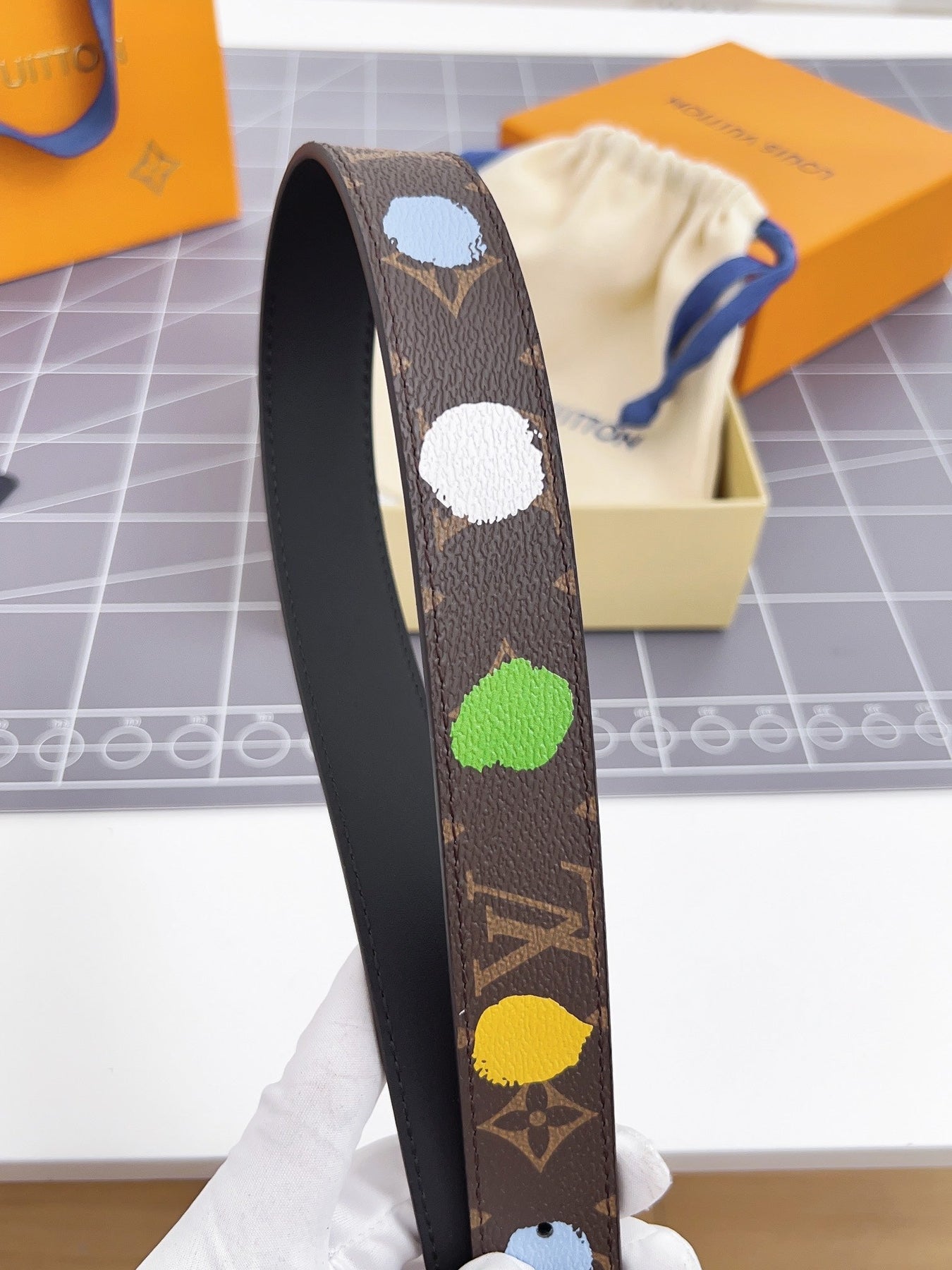 LV BLOOM 30 MM IN COLORFUL MONOGRAM CALFSKIN SILVER HARDWARE