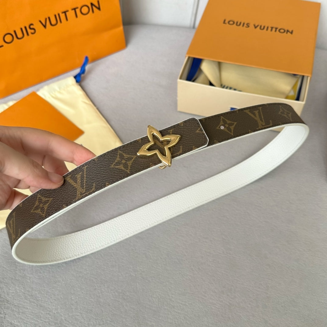 LV  MINI FLOWERGRAM 30MM REVERSIBLE BELT IN WHITE CALFSKIN GOLD HARDWARE