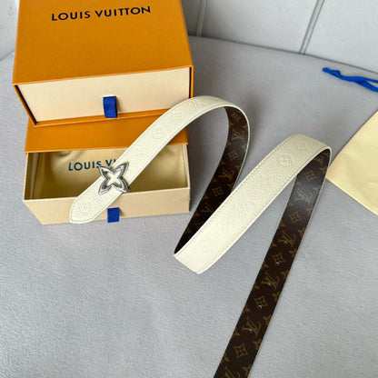 LV  MINI FLOWERGRAM 30MM REVERSIBLE BELT IN WHITE EMBOSSED CALFSKIN SILVER HARDWARE