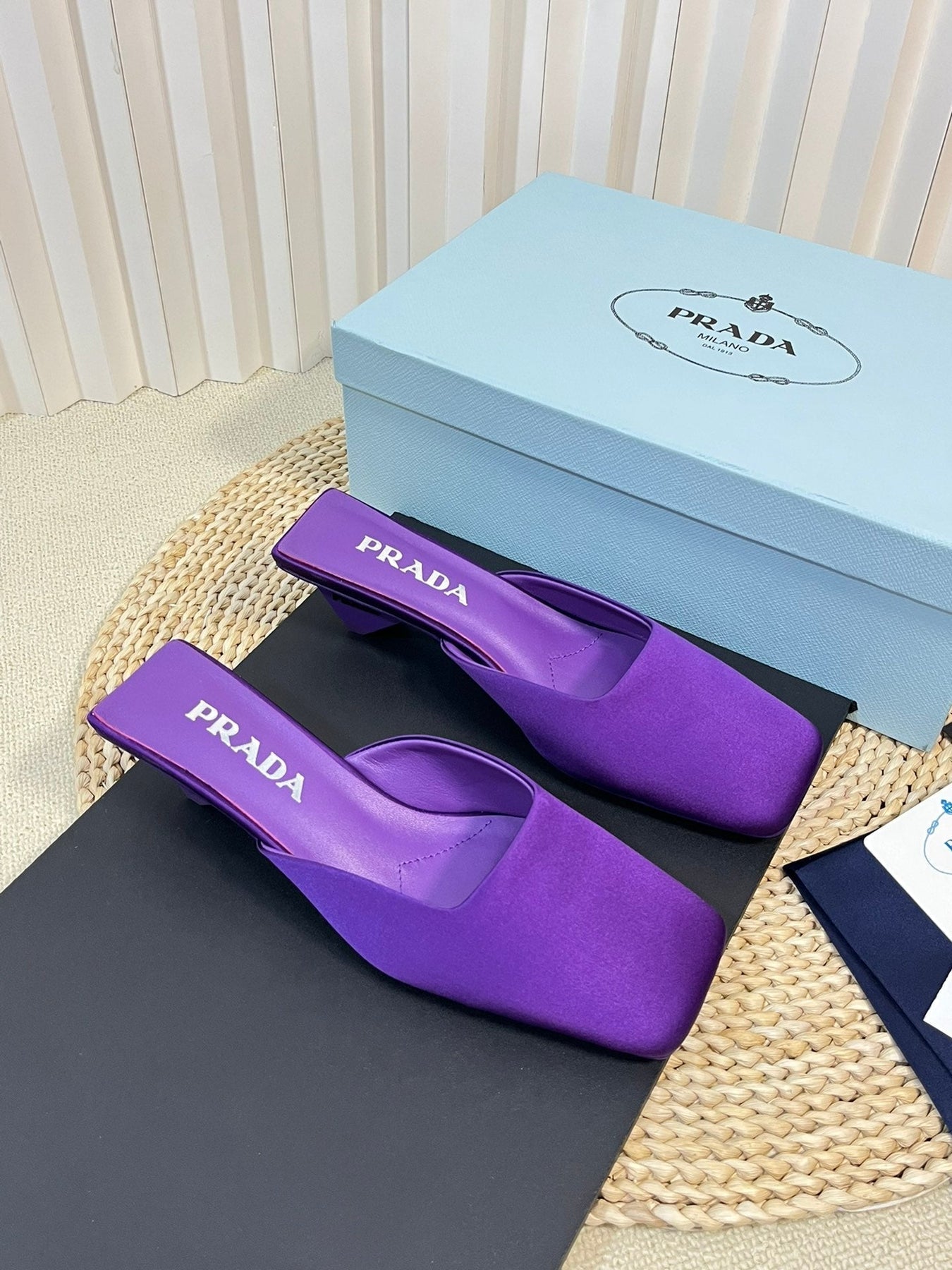 PRA SQUARE TOE MULES VIOLET SATIN