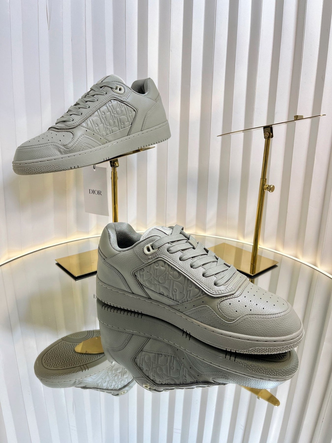 B27 LOW-TOP SNEAKER TROUT GRAY SMOOTH CALFSKIN