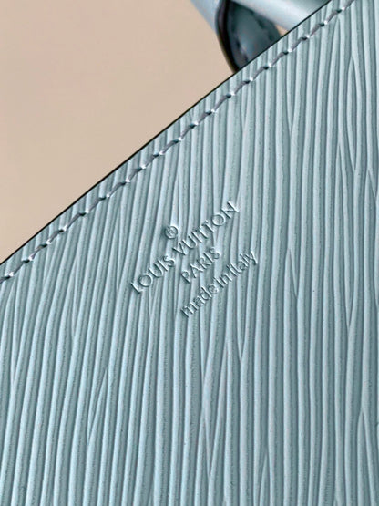 MARELLE TOTE BB BAG 30 IN BLEU NUAGE BLUE EPI GRAIN COWHIDE LEATHER