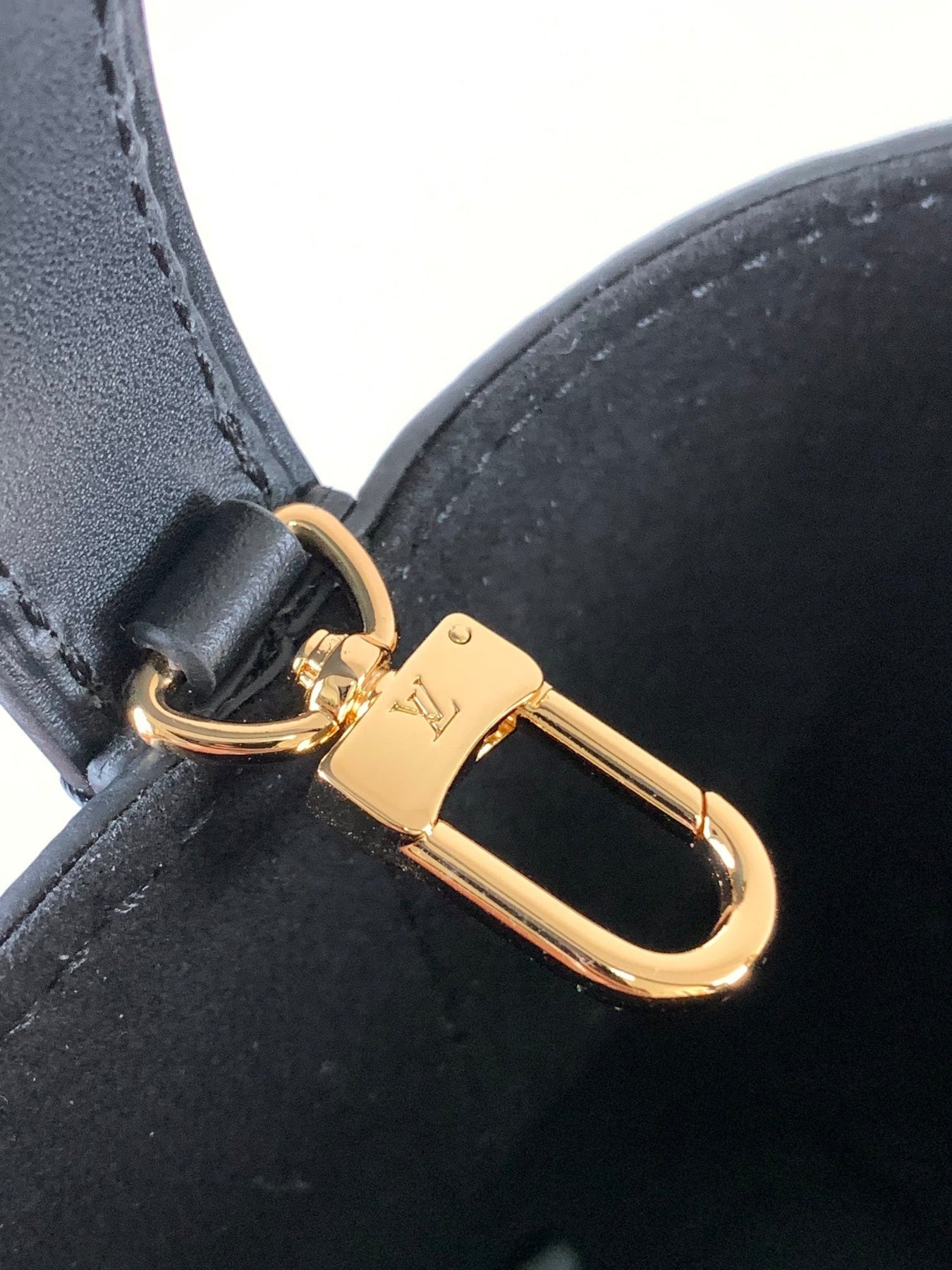 ALL IN BB BAG 18 IN BLACK EMBOSSED COWHIDE