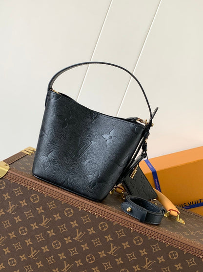 ALL IN BB BAG 18 IN BLACK EMBOSSED COWHIDE