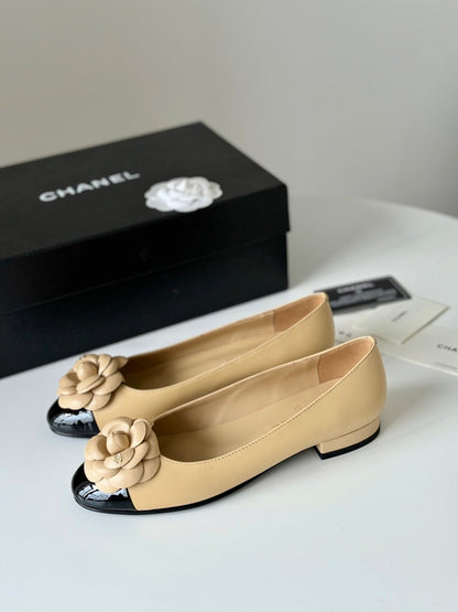 BALLET FLAT BEIGE CREAM LAMBSKIN WITH FLOWER