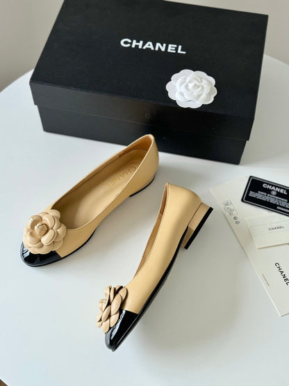 BALLET FLAT BEIGE CREAM LAMBSKIN WITH FLOWER