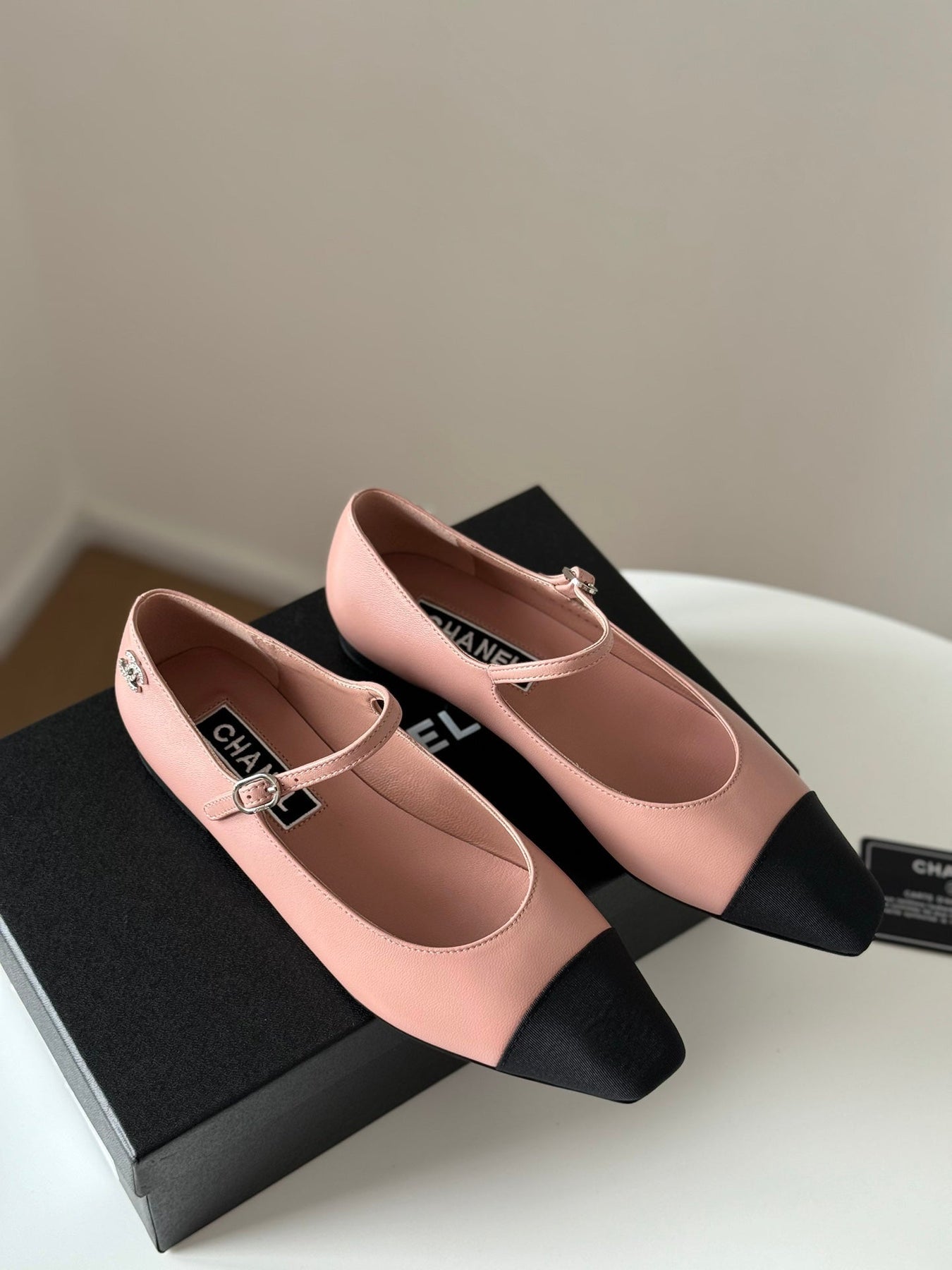 MARY JANE LIGHT PINK MIX BLACK CALFSKIN