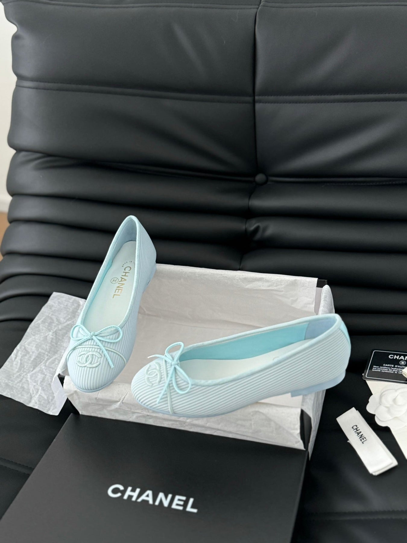 CLASSIC BALLET FLATS LIGHT BLUE LAMBSKIN