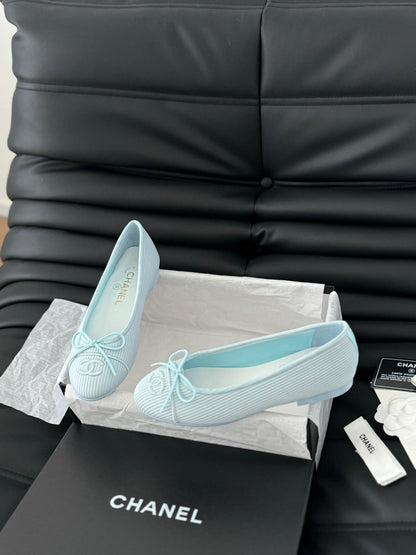 CLASSIC BALLET FLATS LIGHT BLUE LAMBSKIN