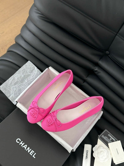 CLASSIC BALLET FLATS BRIGHT PINK LAMBSKIN