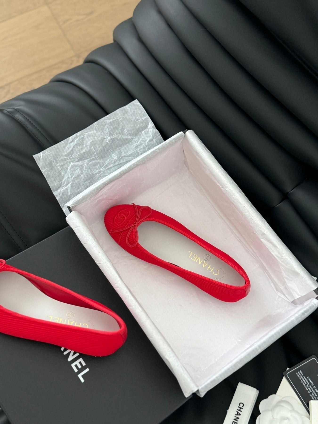 CLASSIC BALLET FLATS CHERRY RED LAMBSKIN