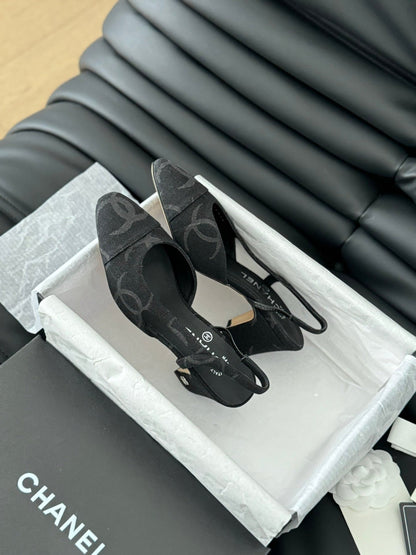 CLASSIC HIGH SLINGBACK BLACK CALFSKIN