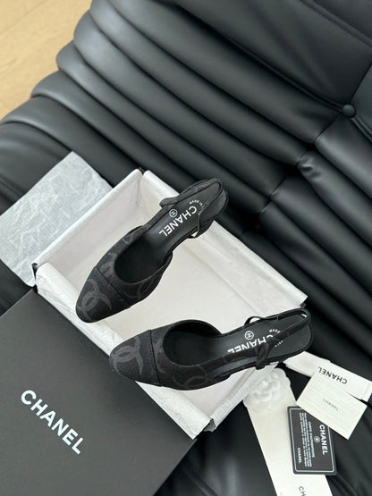 CLASSIC HIGH SLINGBACK BLACK CALFSKIN
