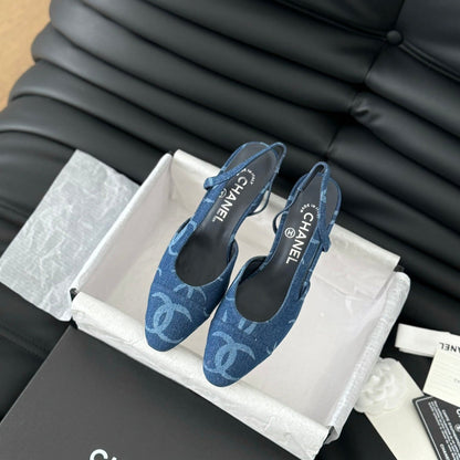 CLASSIC HIGH SLINGBACK NAVY BLUE CALFSKIN
