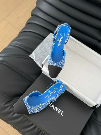 HIGH SLINGBACK IN COBALT BLUE TWEED AND BLACK LAMBSKIN