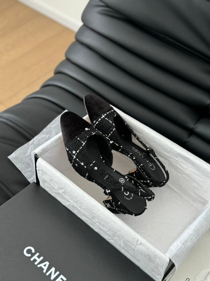 HIGH SLINGBACK IN BLACK TWEED AND LAMBSKIN