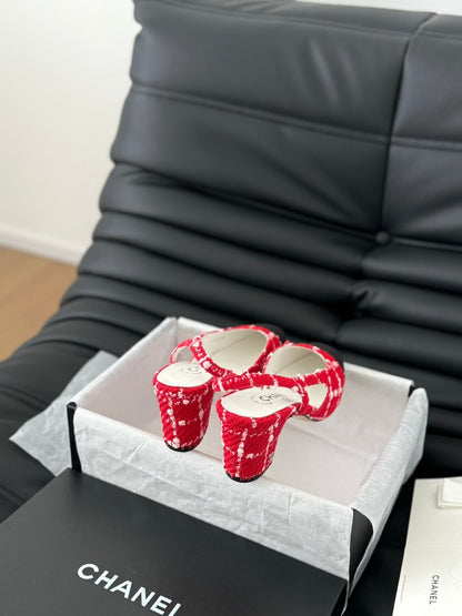 HIGH SLINGBACK IN CHERRY RED TWEED AND BLACK LAMBSKIN