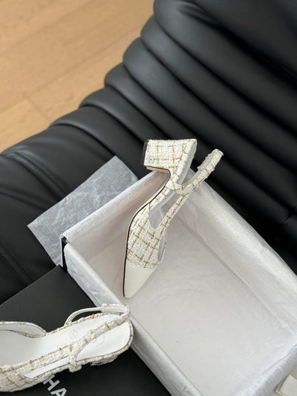 HIGH SLINGBACK IN WHITE TWEED AND LAMBSKIN
