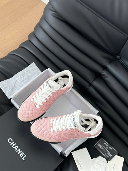 CC SNEAKER IN LIGHT PINK MIX WHITE EMBROIDERED LAMBSKIN