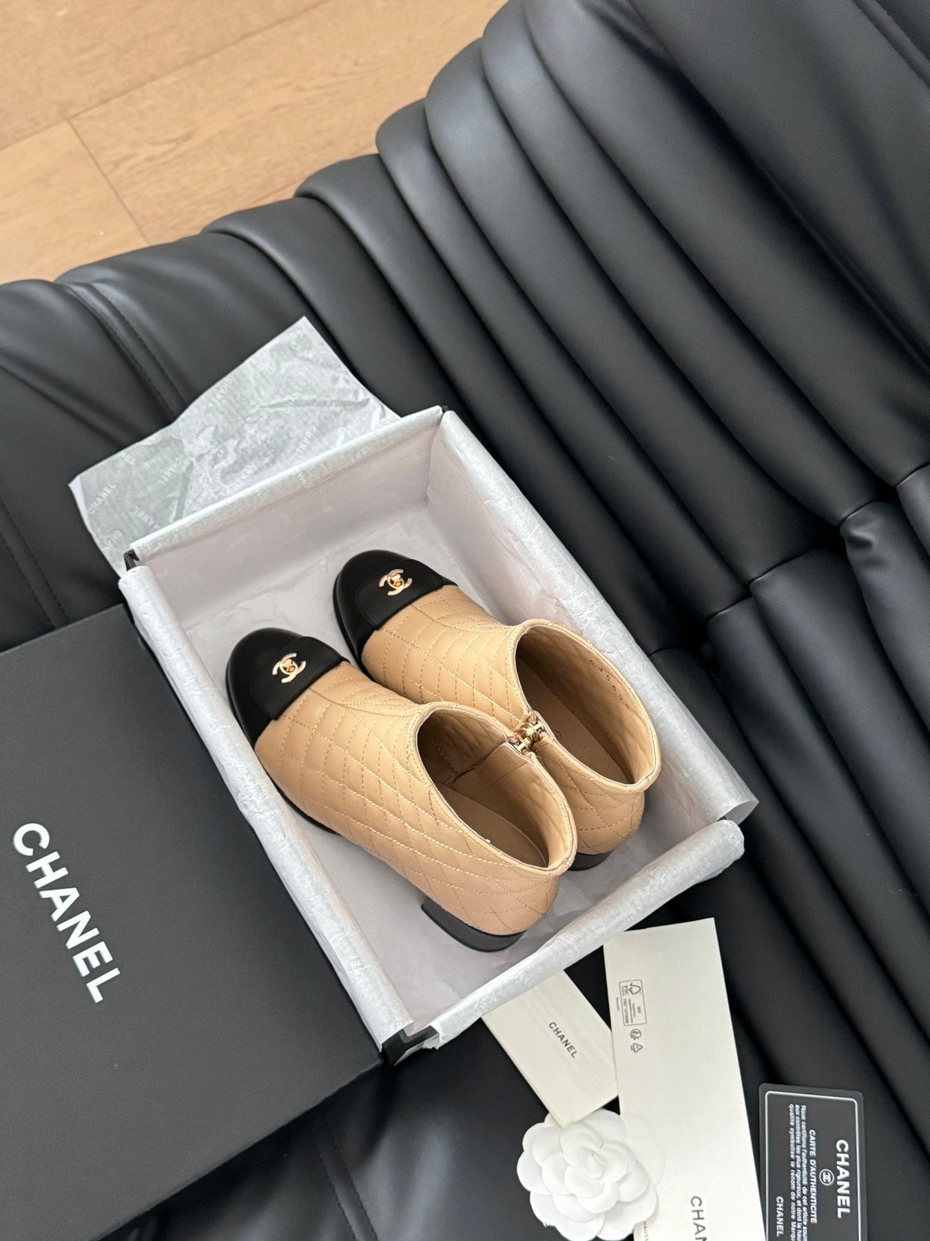 CC BALLET SHORT BOOTS 65 MM IN SEPIA BEIGE MIX BLACK QUILTED PATTERN LAMBSKIN