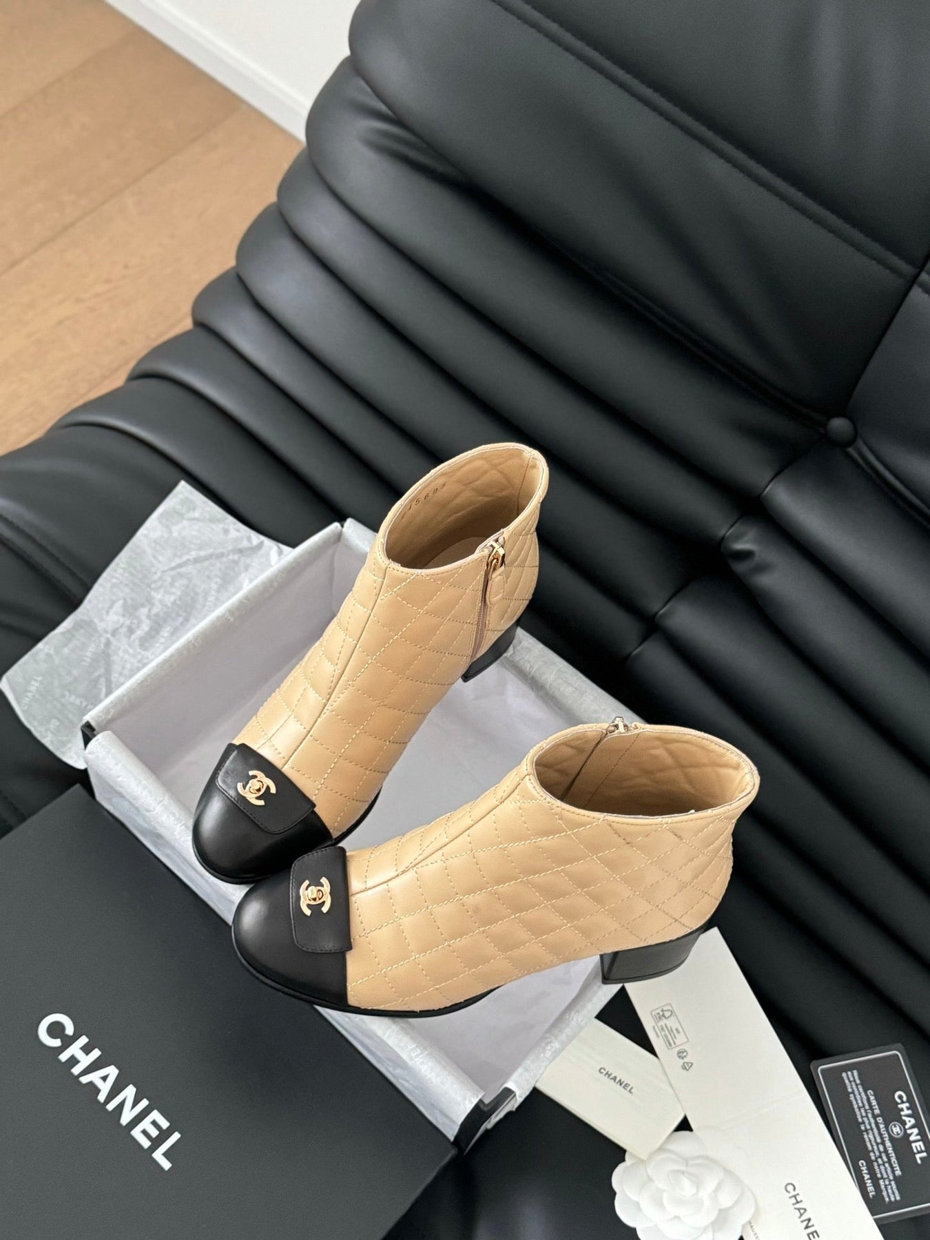 CC BALLET SHORT BOOTS 65 MM IN SEPIA BEIGE MIX BLACK QUILTED PATTERN LAMBSKIN