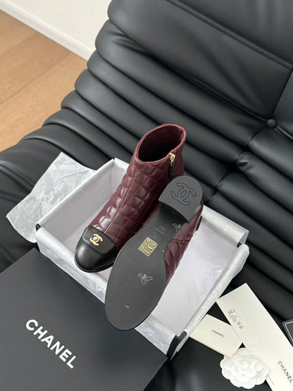 CC BALLET SHORT BOOTS 65 MM IN SANGRIA PURPLE MIX BLACK QUILTED PATTERN LAMBSKIN