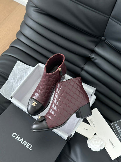 CC SHORT BOOTS 65 MM IN SANGRIA PURPLE MIX BLACK QUILTED PATTERN LAMBSKIN