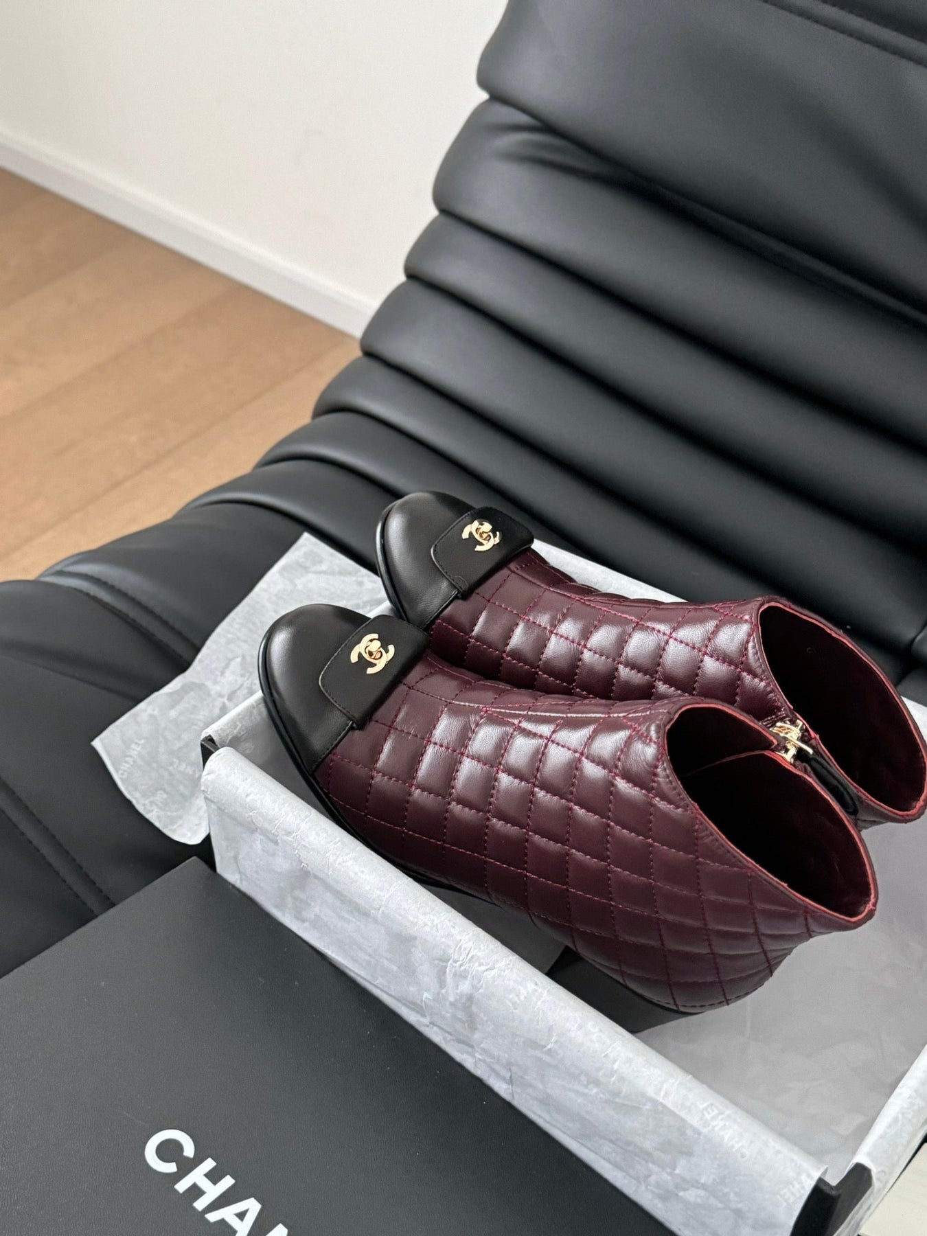 CC SHORT BOOTS 65 MM IN SANGRIA PURPLE MIX BLACK QUILTED PATTERN LAMBSKIN