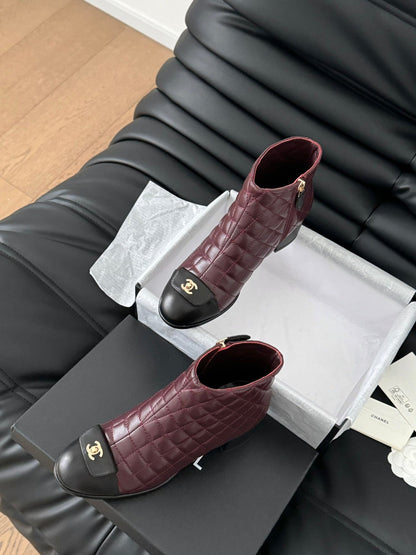 CC BALLET SHORT BOOTS 65 MM IN SANGRIA PURPLE MIX BLACK QUILTED PATTERN LAMBSKIN