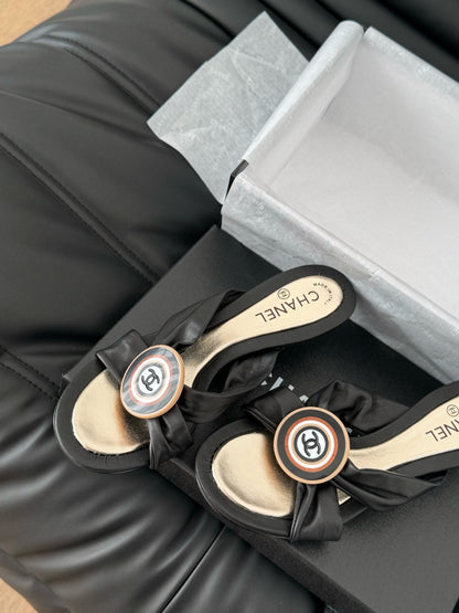 BLACK LAMBSKIN CC SLIDE SANDALS