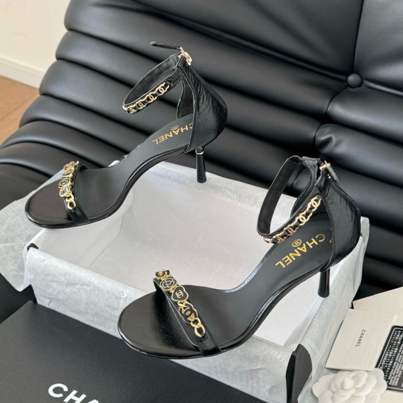 HIGH HEEL 7.5 MM SANDAL IN BLACK SHEEPSKIN WITH STICKERS