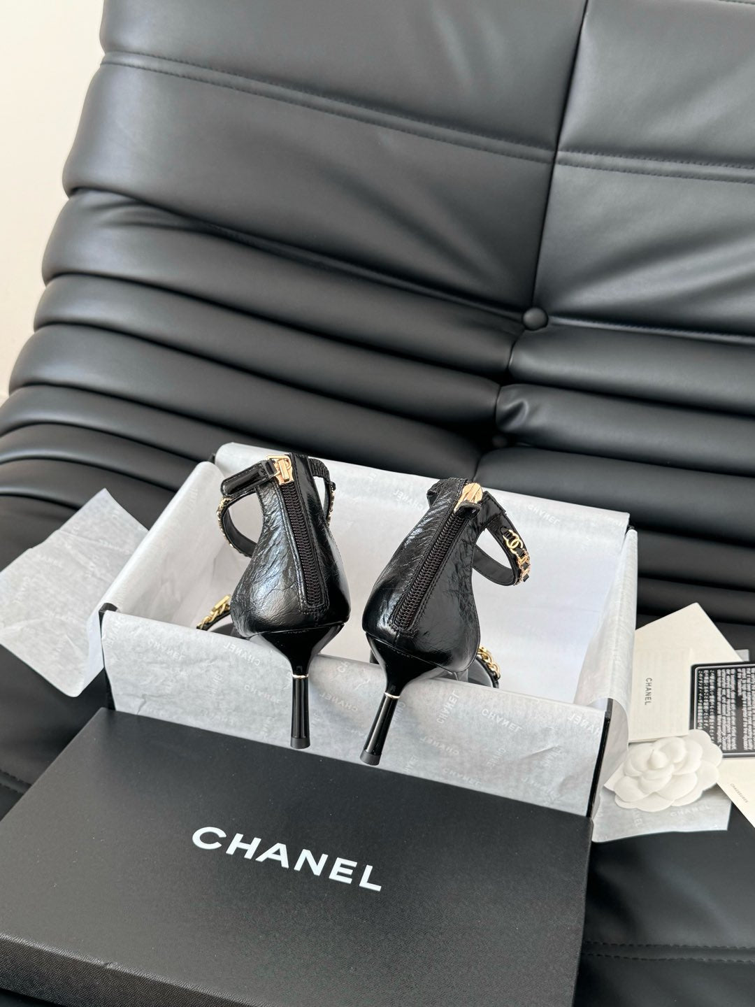 HIGH HEEL 7.5 MM SANDAL IN BLACK SHEEPSKIN WITH STICKERS