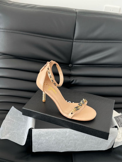 HIGH HEEL 7.5 MM SANDAL IN TAN BEIGE SHEEPSKIN WITH STICKERS