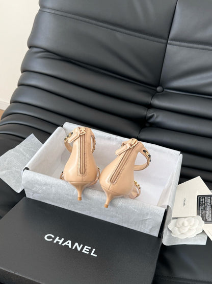 MID-HEEL 35 MM SANDAL IN NUDE TAN SHEEPSKIN WITH STICKERS