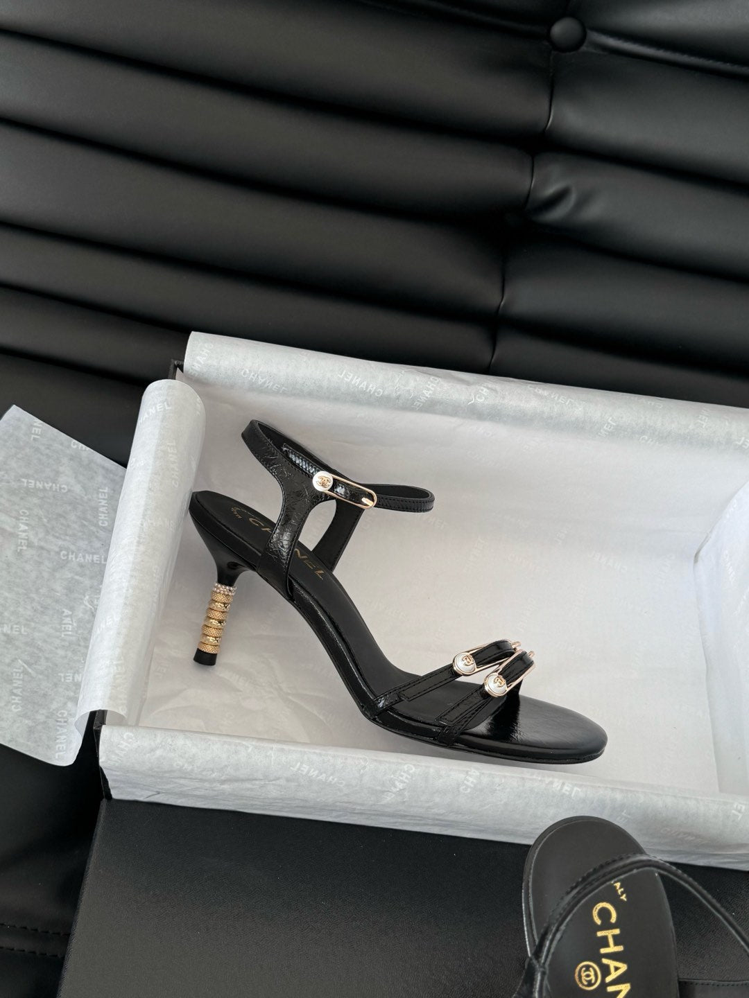 HIGH HEEL 75 MM SANDAL IN BLACK SHEEPSKIN