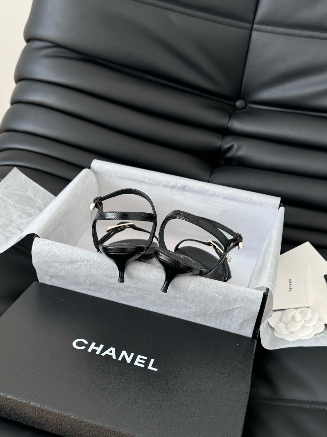 MID-HEEL 35 MM SANDAL IN BLACK SHEEPSKIN