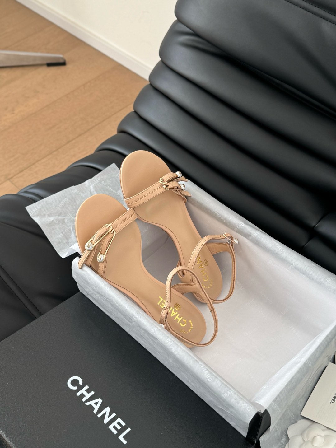 MID-HEEL 35 MM SANDAL IN NUDE TAN SHEEPSKIN