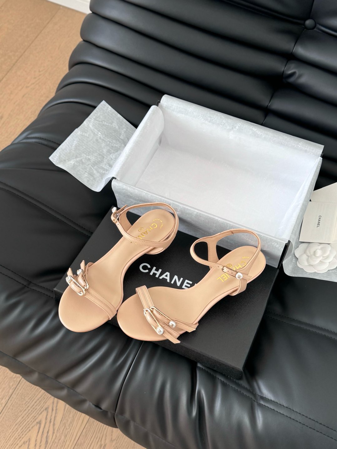 MID-HEEL 35 MM SANDAL IN NUDE TAN SHEEPSKIN