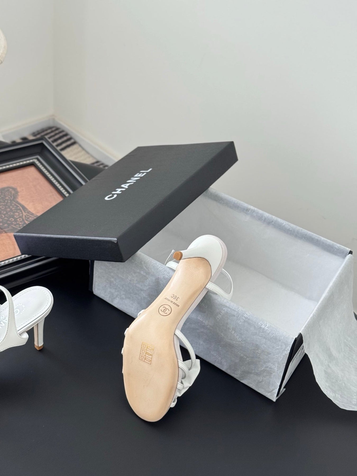 HIGH HEELS SANDALS IN WHITE SHEEPSKIN