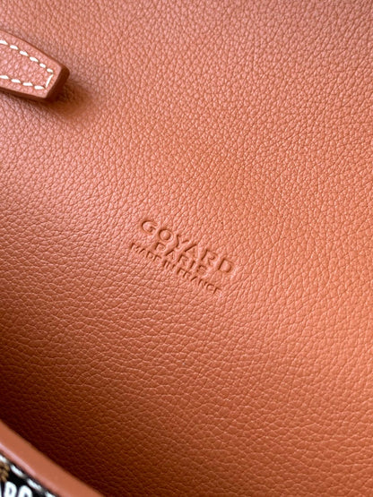 CHYPRE WALLET-POUCH 21 IN BLACK GOYARDINE CANVAS AND TAN CALFSKIN