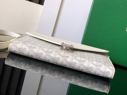 CHYPRE WALLET-POUCH 21 IN WHITE GOYARDINE CANVAS AND CALFSKIN