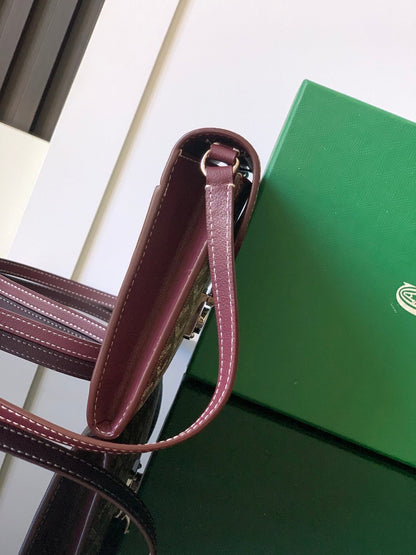 CHYPRE WALLET-POUCH 21 IN WINE RED GOYARDINE CANVAS AND CALFSKIN