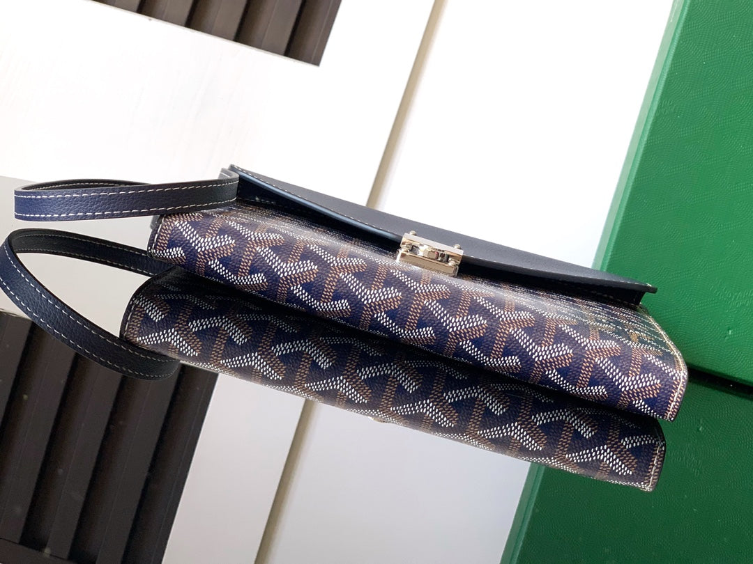 CHYPRE WALLET-POUCH 21 IN NAVY BLUE GOYARDINE CANVAS AND CALFSKIN