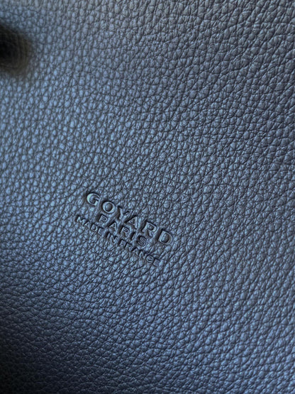 CHYPRE WALLET-POUCH 21 IN NAVY BLUE GOYARDINE CANVAS AND CALFSKIN