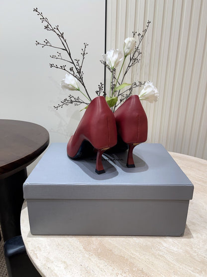 CURVED HEEL SHALLOW MOUTH PUMPS IN CADILLAC CALFSKIN