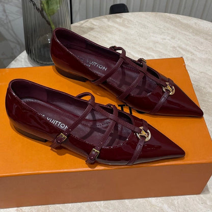 POINTED-TOE TRIPLE-STRAP BALLET FLAT IN BURGUNDY RED PATENT CALFSKIN