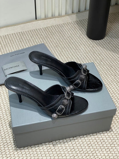 CAGOLE HIGH MULES IN BLACK OIL-WAX SHEEPSKIN