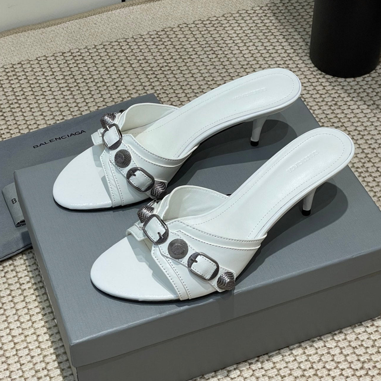 CAGOLE HIGH MULES IN WHITE OIL-WAX SHEEPSKIN